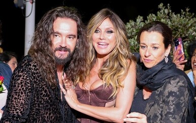 Heidi Klum u pripijenoj haljini istaknula dekolte i vitke noge