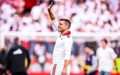 Cesar Azpilicueta objavio da završava bogatu nogometnu karijeru