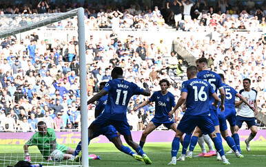 VIDEO Tottenham jednom nogom blizu ostanka u ligi