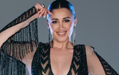 Iva Ajduković objavila pjesmu "Sebična ljubav"