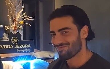 Šime Elez objavio kadar s kviza i humorom se osvrnuo na prekid s Majom Šuput