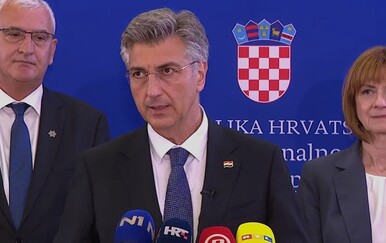 Plenković pred novinarima nakon najave paket mjera za suzbijanje inflacije