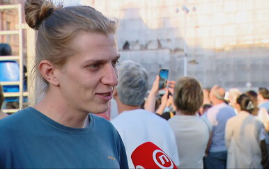Spektakl iznad Zagreba: Akrobatkinja na žici 30 metara iznad Trga