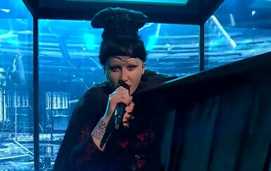 Iva Ajduković kao Christina Aguilera u showu Tvoje lice zvuči poznato
