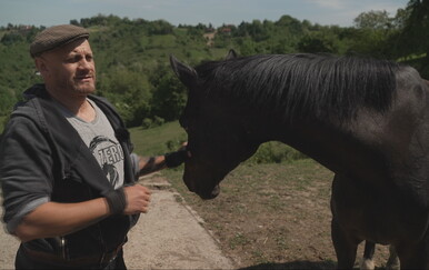 Od glamura i modnih pista do gumenih čizama i života na selu: Kako je Viktor Drago pronašao potpuno drugačiji način života