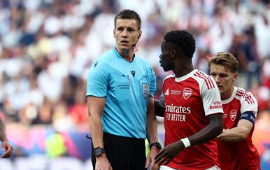 Daniel Siebert šokirao Arsenal: Navijači u deliriju, a onda im je oduzeo najopasnije oružje