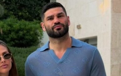 Filip Hrgović pokazao nježniju stranu: Obiteljski odmor na Lošinju prije novog izazova