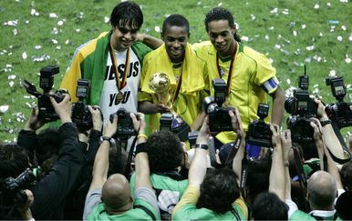 Kaka, Robinho i Ronaldinho (Foto: AFP)