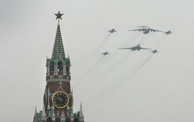 Brzi ruski vojni avioni (Foto: AFP)