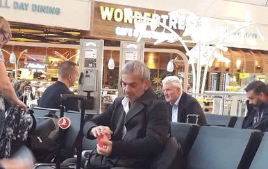 Ivica Todorić u londonskoj zračnoj luci (Izvor: Večernji list)