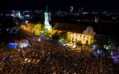 Prosvjedi u Slovačkoj zbog napda na medije (Foto: AFP) - 4