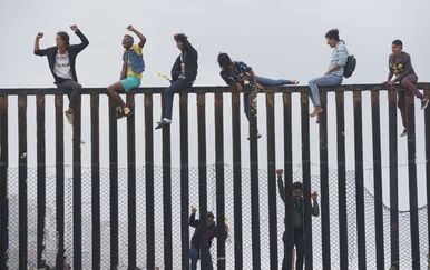 Migranti žele u SAD (Foto: AFP)