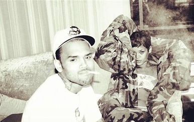 Rihanna i Chris Brown (Foto: Instagram)