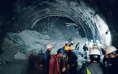 Spašavanje radnika zarobljenih u tunelu