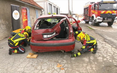 Vatrogasci u akciji spašavanja