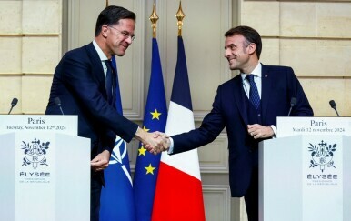 Mark Rutte i Emmanuel Macron