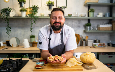 Postoji samo jedan način: Kako savršeno zarolati sarmu?