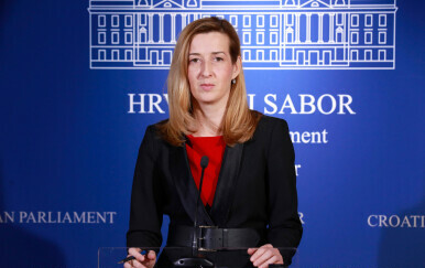 Mirela Ahmetović