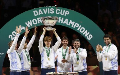 Italija osvojila Davis Cup