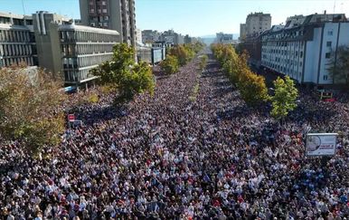 Srbija u 2025: Godina studentskih prosvjeda i uzdrmanog Vučića