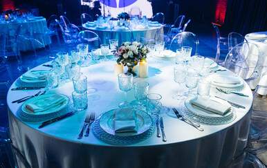 Kako se piše: gala večera ili galavečera