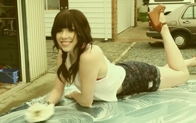 Carly Rae Jepsen je trudna