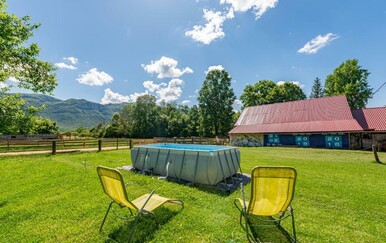 Autentičan seoski mir s pogledom na planinu: Topla baza za istraživanje Velebita