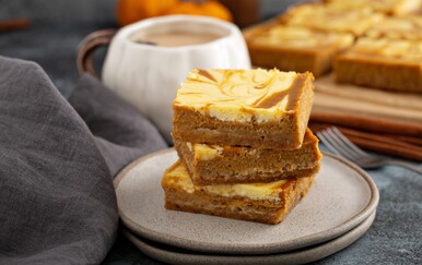 Recept za cheesecake kocke s bundevom