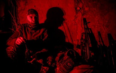 Ukrajinski vojnici u zemunici u Donjeckoj oblasti