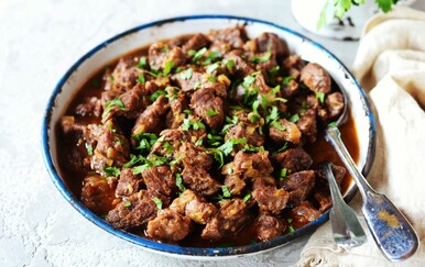 Carne guisada latinoamerički gulaš od mesa recept