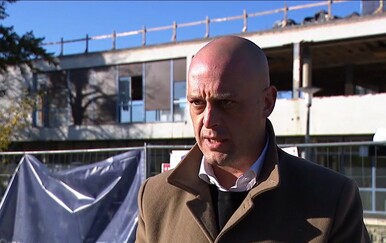 Zagrebački osnovnoškolci nastavu pohađaju u pet različitih škola dok čeku obnovu svoje, roditelji: "Neka djeca nemaju tjelesni, imaju skraćene sate"