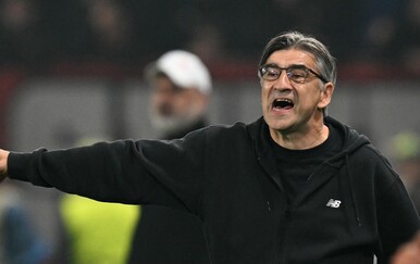 VIDEO Ivan Jurić ušao u okršaj sa svojim najboljim igračem, morali su ih razdvojiti