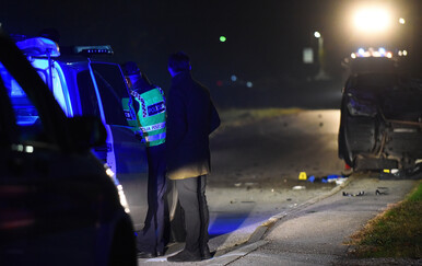 Tragična nesreća kod Karlovca! Mladići autom sletjeli u dvorište, jedan je poginuo