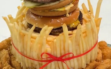Rođendanska torta koja je kao stvorena za ljubitelje fast fooda – htjet ćete ju za sljedeći rođendan