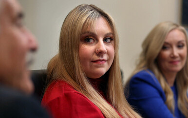 Učiteljica koju je ustrijelio šestogodišnji učenik dobila 10 milijuna dolara odštete