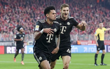 Josip Stanišić asistirao suludi pogodak Luisa Diaza: Bayernov povijesni niz došao kraju