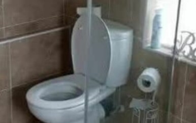 Ovakva kupaonica postoji samo u Bosni! Pogledajte neuobičajeni dizajn