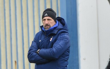 Mađarski prvoligaš Ujpest smijenio Damira Krznara