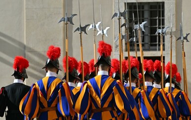 Vatikan: Švicarski gardist pod istragom zbog navodnog antisemitizma