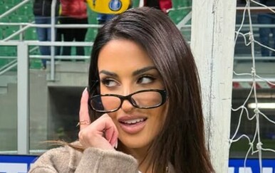 Poznata novinarka izazvala pomutnju na velikom derbiju: "Vidio sam filmove koji ovako počinju"