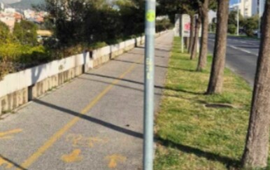 Prometni znak je zbunio pješake i bicikliste! Znate li kojim putem ići?