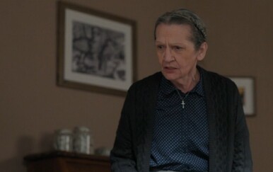 Kumovi: Tko je ona i što radi u njihovoj kući?