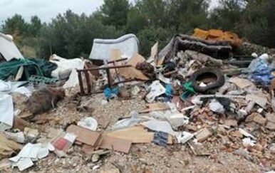 Ilegalno odlagalište otpada - 1