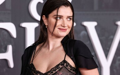 Eve Hewson - 3
