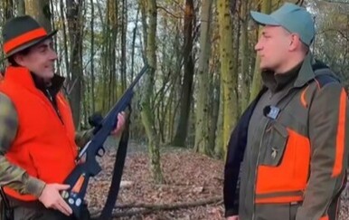 Ministar Vlajčić u lovu na divlje svinje