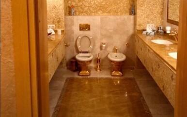 Panika zbog skandala! Slike luksuza razbjesnile Ukrajince, a čovjek sa zlatnim WC-om pobjegao u Izrael: "Predsjednikovi prijatelji troše novac na prostitutke, skupe automobile i vile"