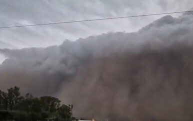 Impresivan oblak šokirao stanovnike