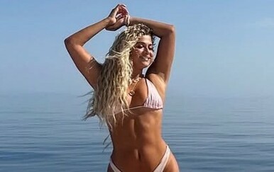 Antigoni Buxton - 10