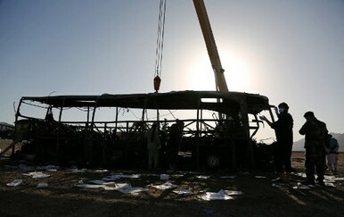 Izgorio autobus, Ilustracija