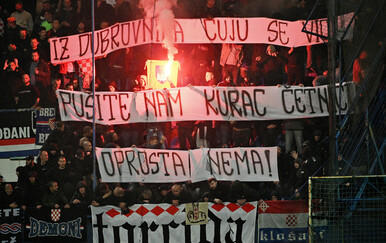 FOTO Hrvatski ultrasi odgovorili Crnogorcima: "Oprosta nema!"